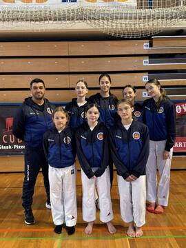 Ekipa Shotokan karate kluba Postojna na Alpine cup v Šenčurju